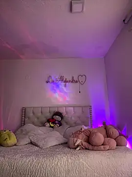 alee lenoxx online show from October 30, 1:32 pm