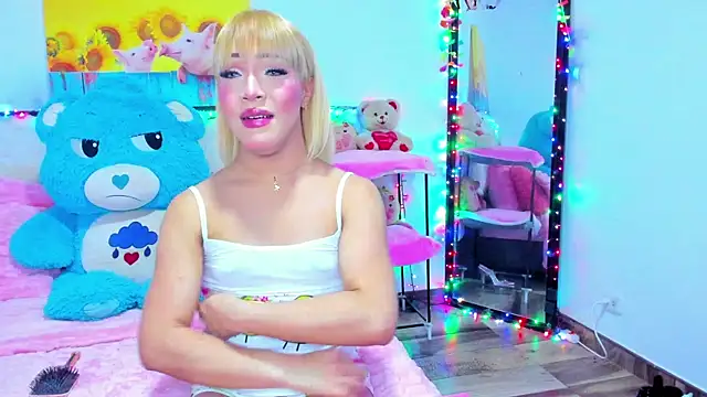 Candy Candy   online show from May 28, 2:20 am
