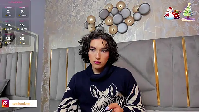 Snapshot of TomLondon_ chatting on January 12, 12:01 pm TomLondon online show from January 12, 12:01 pm