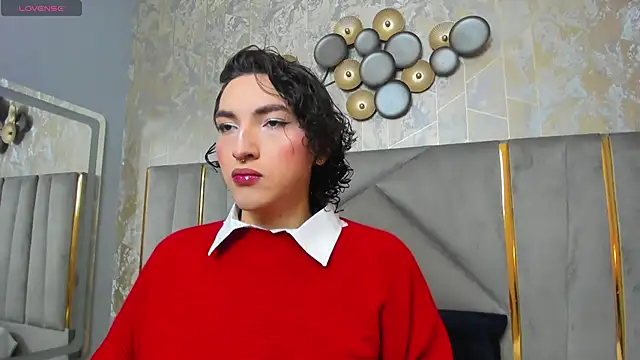 Snapshot of TomLondon_ chatting on February 12, 11:40 am TomLondon online show from February 12, 11:40 am