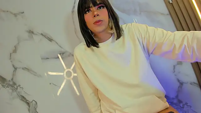 Tiff Valentine online show from February 16, 2:11 am