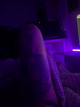 giuli zerozero online show from May 13, 10:52 pm