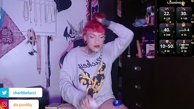 charlotbelucci  online show from February 6, 8:09 am