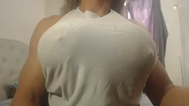 DanielaMuscleTS online show from March 17, 7:27 pm