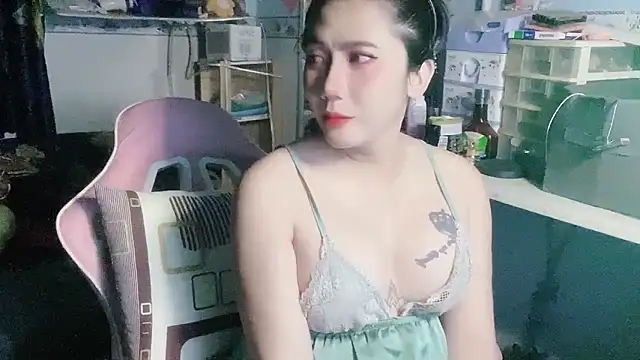 Dacky TacThien online show from January 18, 2:58 pm