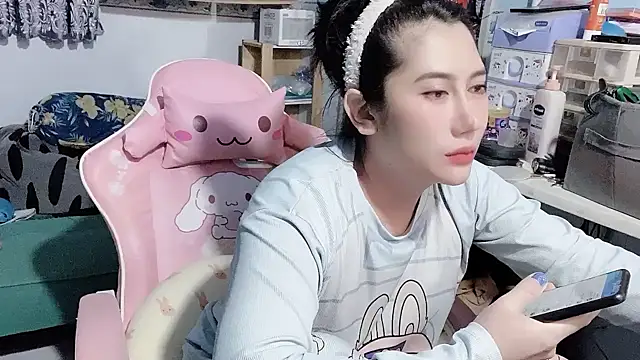 Dacky TacThien online show from February 26, 2:25 pm