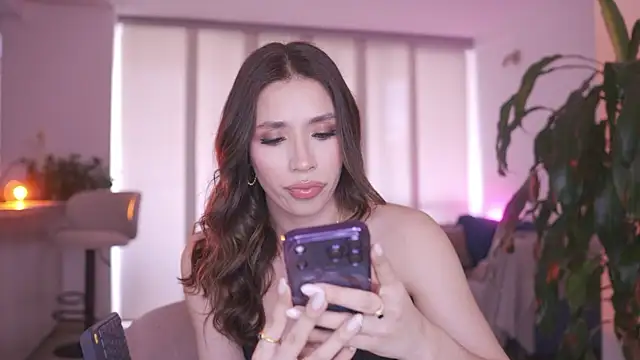 honeyann08 online show from February 3, 8:47 pm