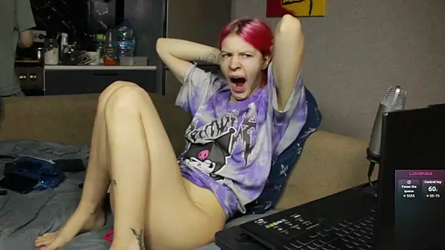 Kamala Adele online show from February 6, 10:15 pm