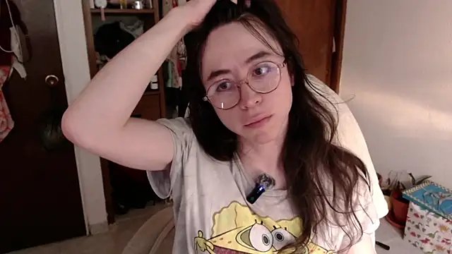 emily pearl  online show from October 20, 9:51 pm