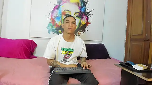 mcmax huge online show from January 27, 10:27 pm