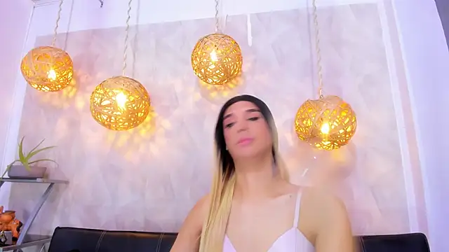 victoria aleia  online show from March 6, 7:39 pm