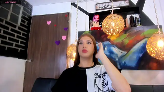 victoria aleia  online show from March 21, 11:20 pm