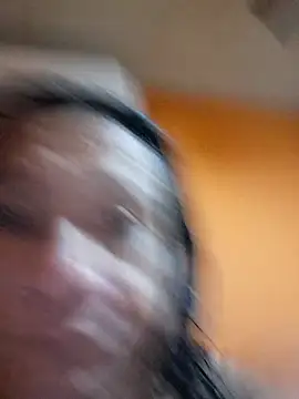 miicheele32 online show from October 30, 7:51 am