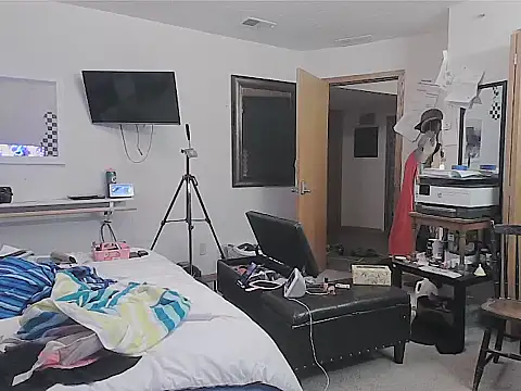 sissytrapdolly24 online show from November 18, 9:15 pm