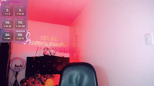 Kendall hornyy online show from September 16, 7:29 pm