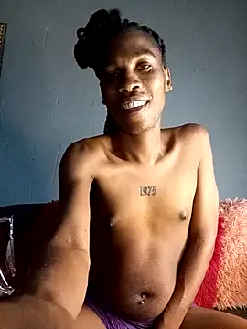 hoittytoittyxx online show from October 27, 4:15 pm