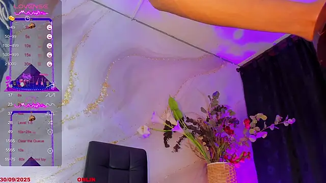 Karla-Ebony online show from September 30, 1:55 pm