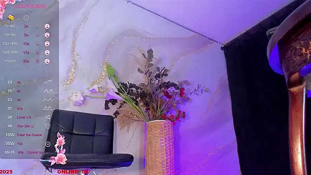 Karla-Ebony online show from October 8, 1:23 pm