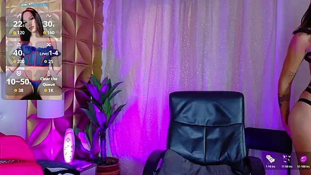 Sara-Smith- online show from March 9, 12:53 pm