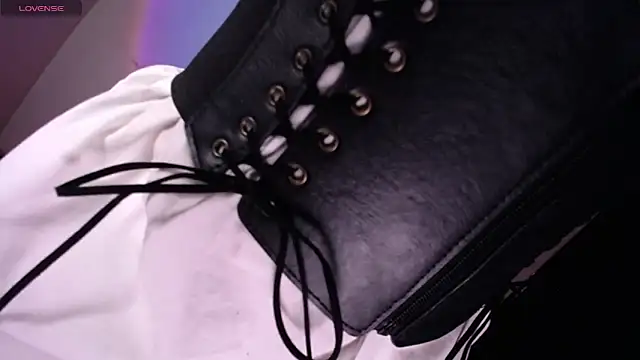 LiahGrey7 online show from November 12, 6:40 pm