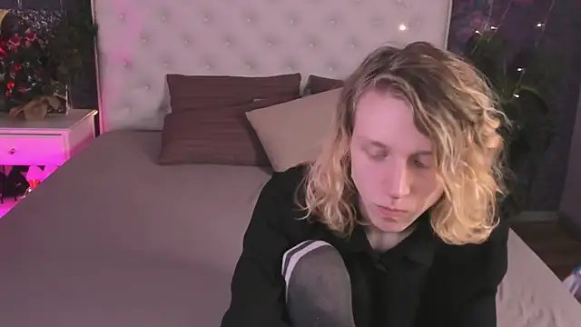 nellystarrr online show from December 29, 3:13 pm