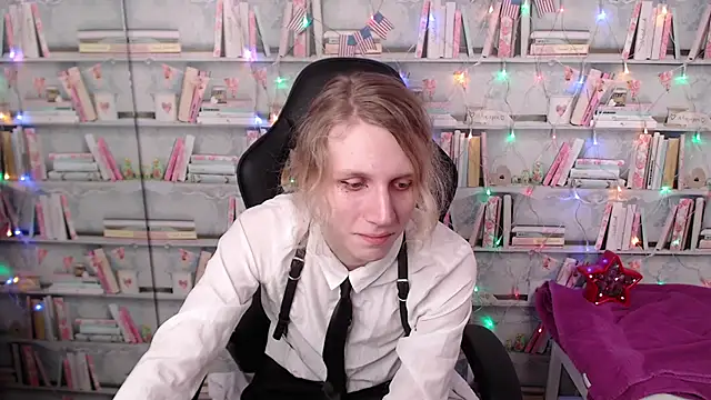 nellystarrr online show from January 29, 10:43 pm