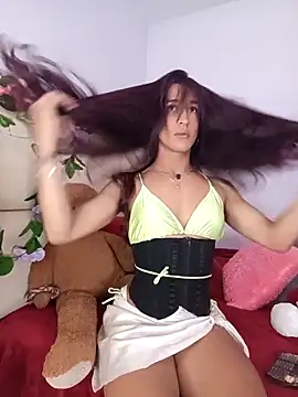 kymmgolden online show from March 28, 12:29 pm