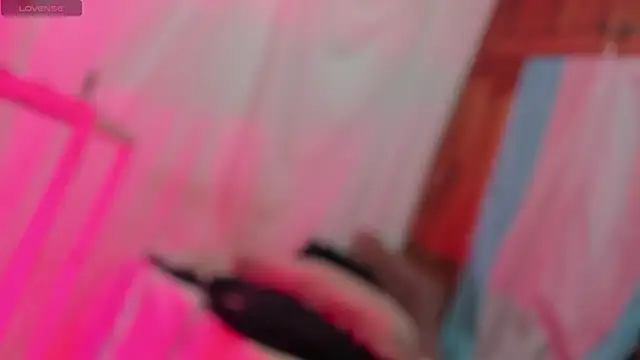 Itsme Daniela online show from February 1, 7:34 pm