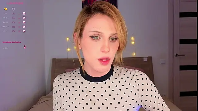  yourFoxy  online show from February 8, 6:14 pm