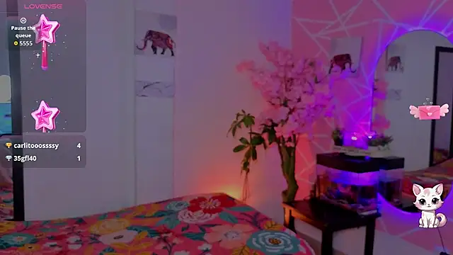 CoralRigan online show from November 17, 2:33 am