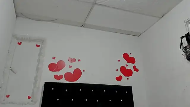 Snapshot of chloe_evanx_ chatting on March 22, 7:09 pm chloe evanx  online show from March 22, 7:09 pm