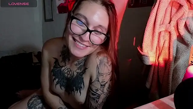 kittenlizz online show from January 8, 10:58 pm