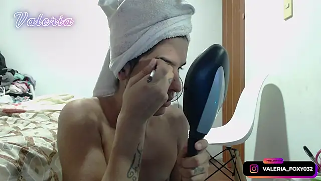 liissa 0 online show from May 24, 11:24 pm