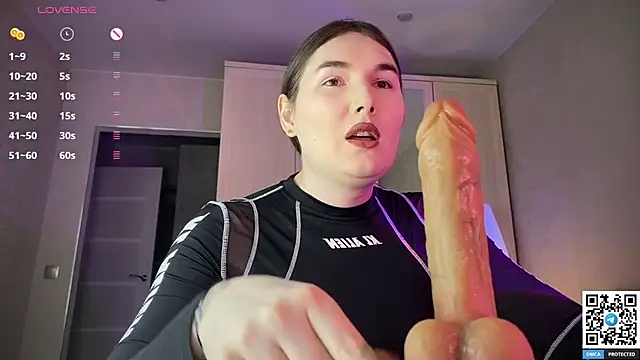 Maria Bowie online show from April 13, 7:56 am