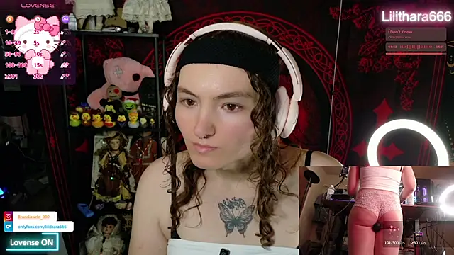 BrandiWRLD 999 online show from January 10, 8:48 pm