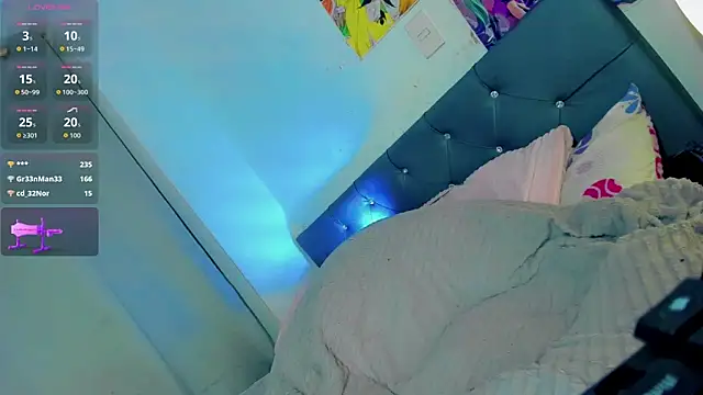 pinkscreens online show from October 28, 5:16 am