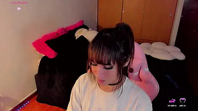 SeraphineADC online show from February 1, 2:58 am