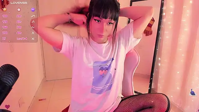 SeraphineADC online show from March 26, 5:11 am