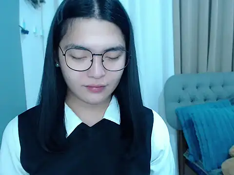 Snapshot of zhaviahale21 chatting on October 12, 3:31 am zhaviahale21 online show from October 12, 3:31 am