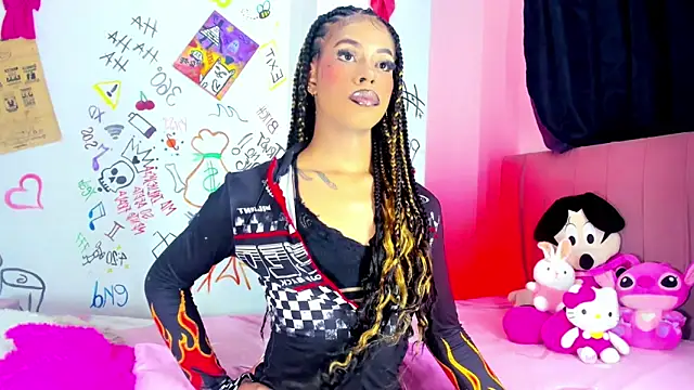 bloom444 online show from February 8, 4:07 am