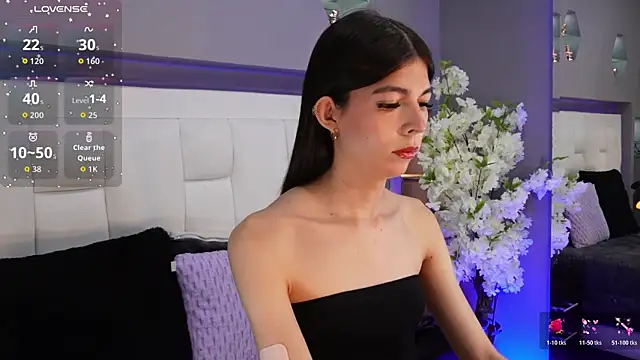 CuteAri online show from November 2, 8:40 pm