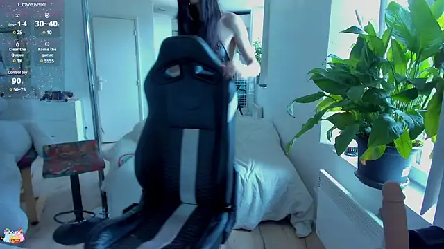 CeriseLapine online show from March 22, 8:51 am