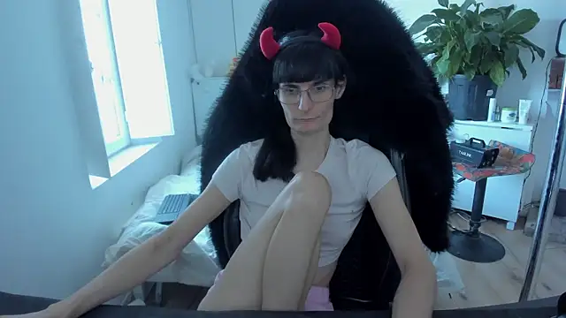 CeriseLapine online show from September 28, 10:36 am