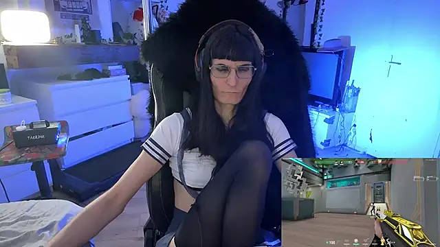 CeriseLapine online show from October 18, 7:28 pm