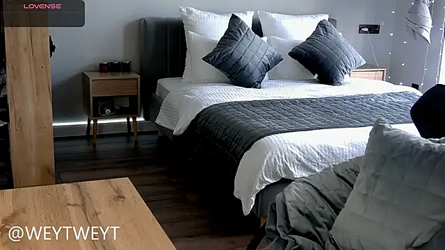 Dasha M online show from December 5, 8:53 am