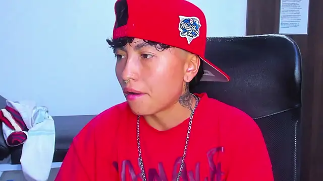 Im Mathias online show from February 19, 1:24 am