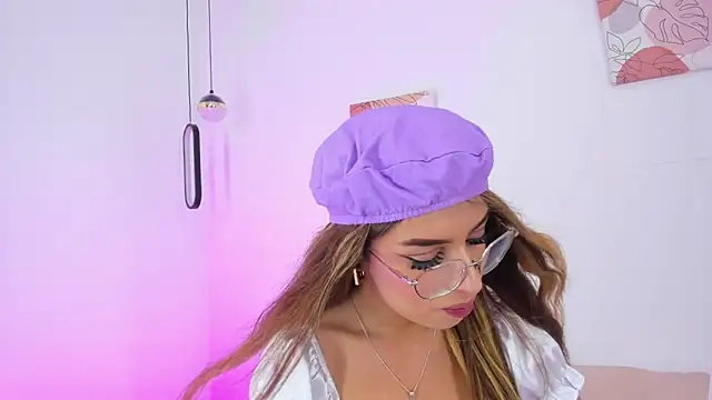 samantha  fairy online show from December 10, 2:39 pm