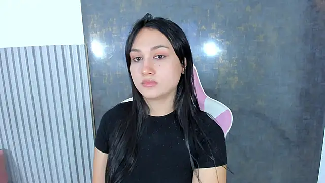 lana boomer online show from December 17, 8:36 pm