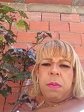 blondebitchlitle online show from March 1, 2:45 pm