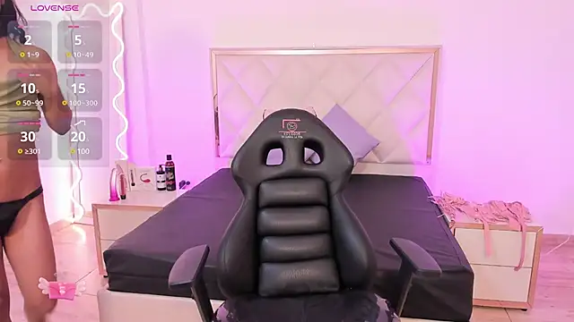 Snapshot of Andy_tay1 chatting on February 10, 4:19 am Andy tay1 online show from February 10, 4:19 am